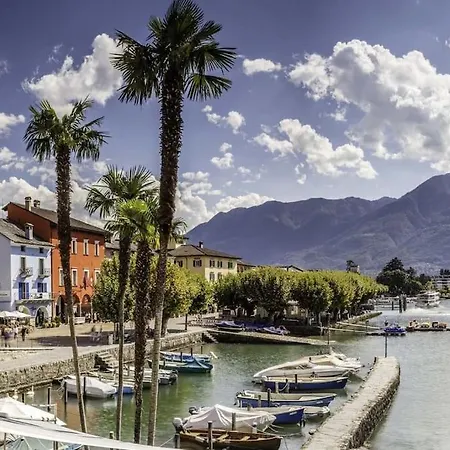 Ascona: Residenza Sabrina,app 2.5 Locali E Piscina Lejlighed